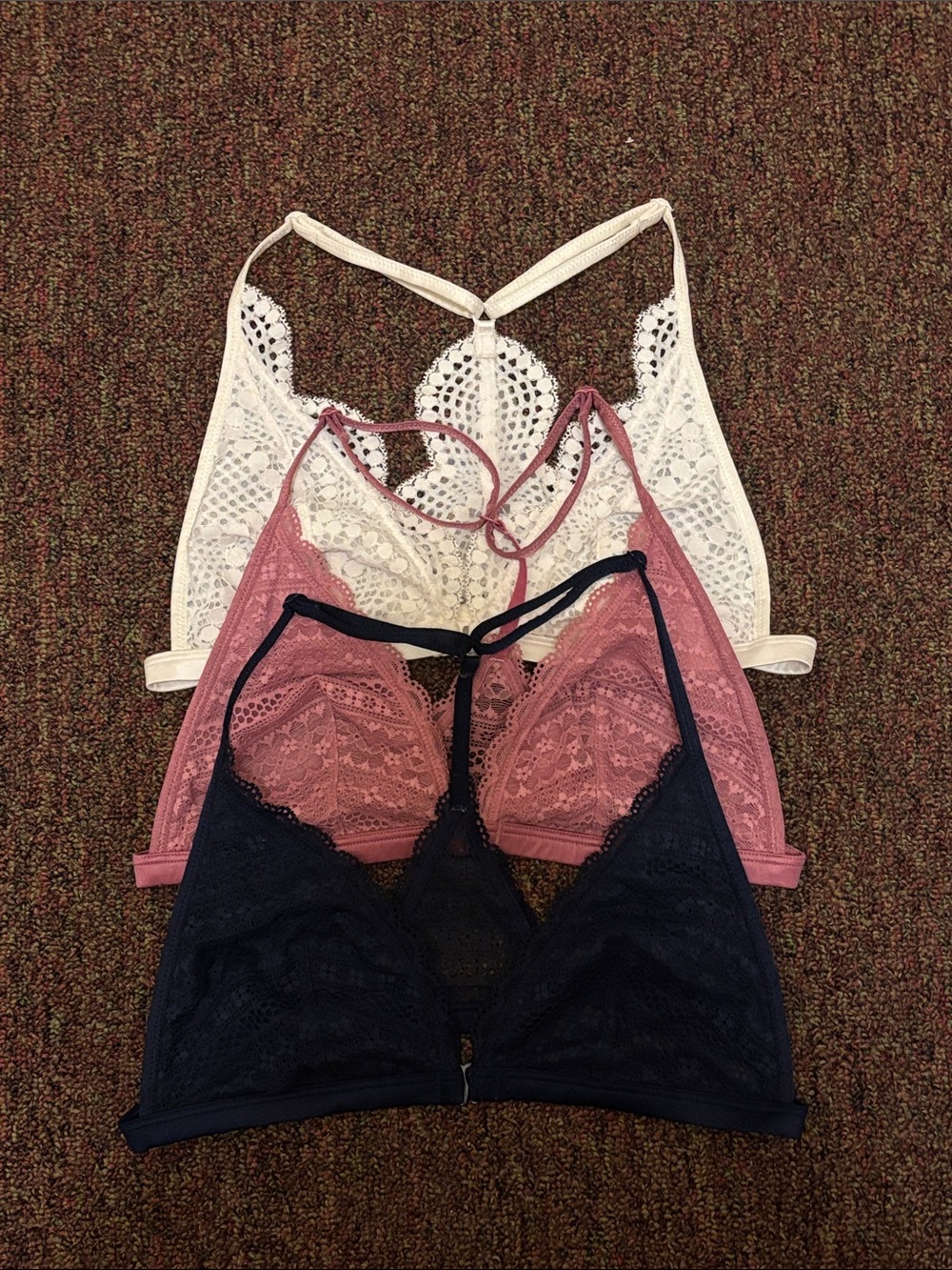 3-PACK — Victoria’s Secret — Lacy Racerback Bralettes